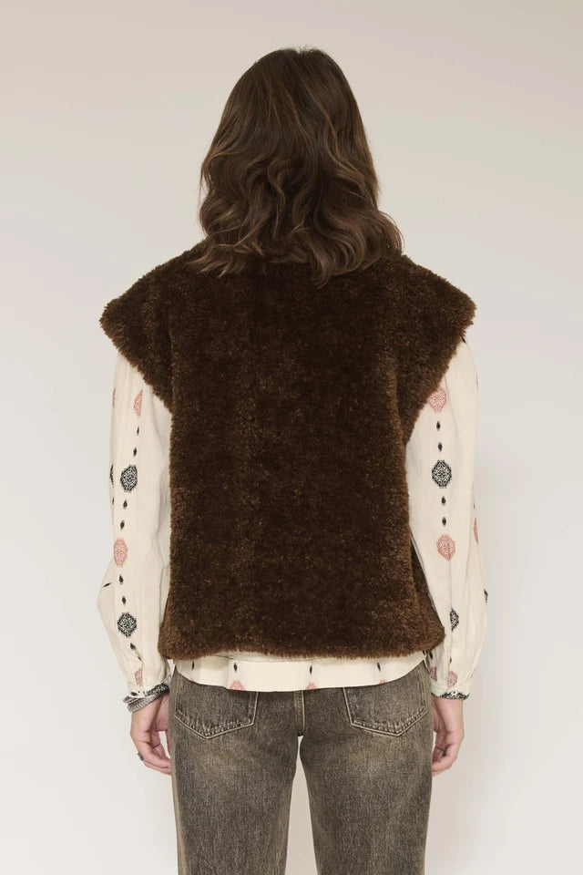 Gina Vest - Brown