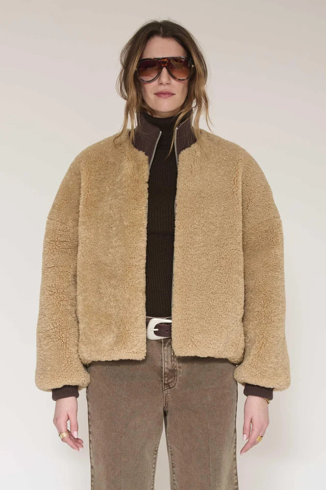 Mahau Jacket - Beige