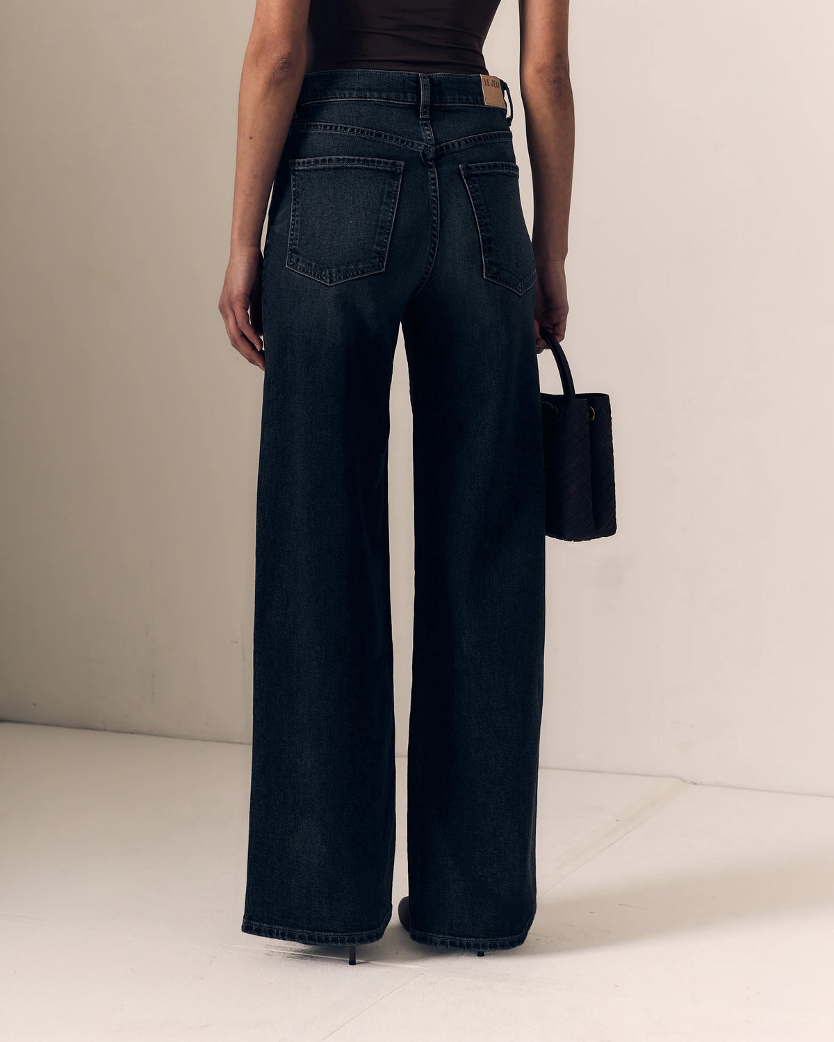 Column Jean - Fade to Black