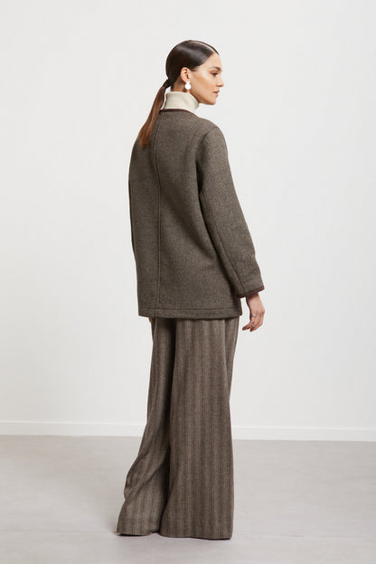 Coat With Detachable Collar