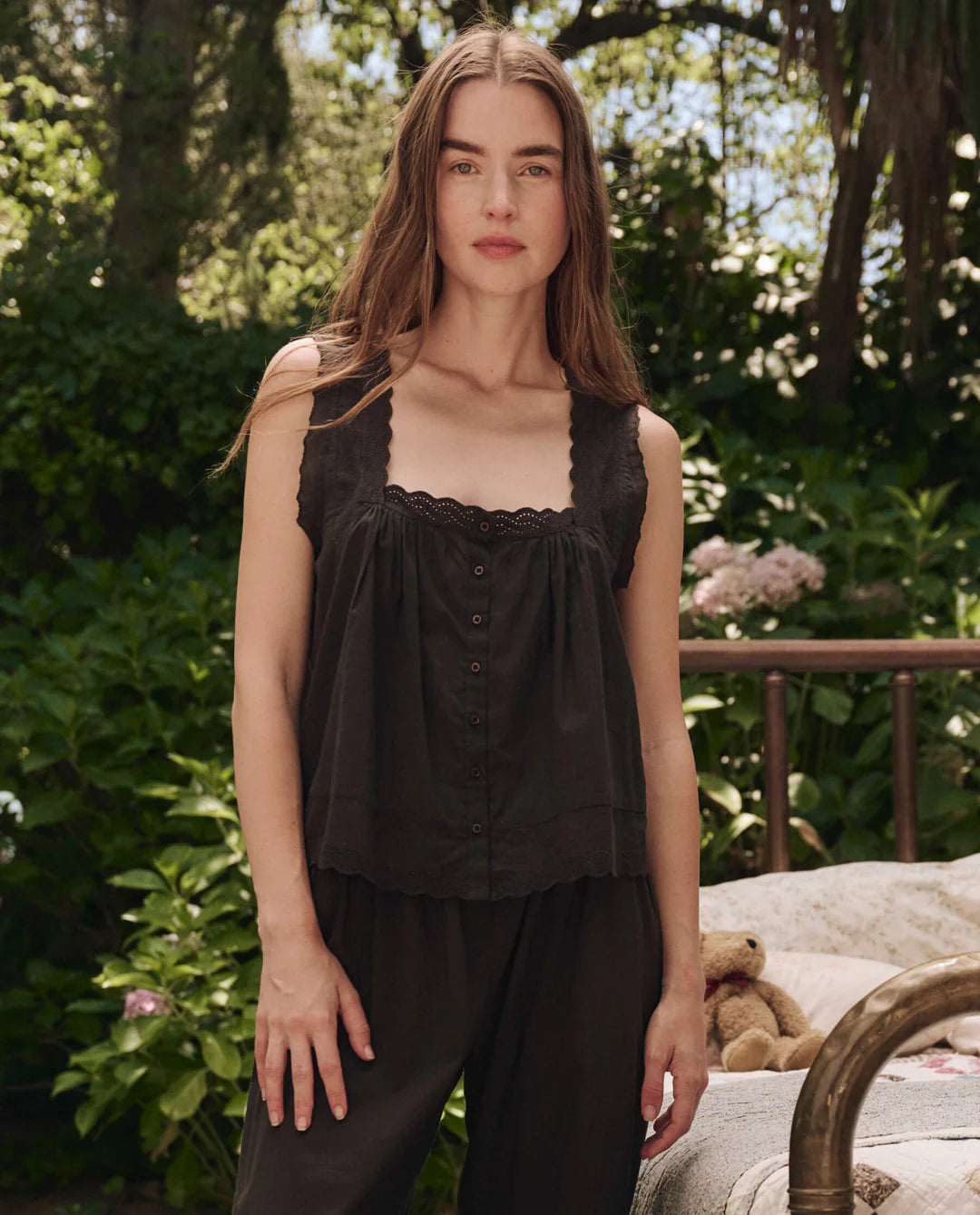 The Eyelet Tank -  Black