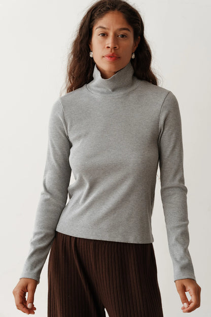 The Rib Turtleneck